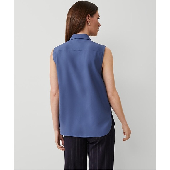 ANN TAYLOR • Women’s Blue Shirred Sleeveless Shirt Top Blouse - Picture 4 of 9